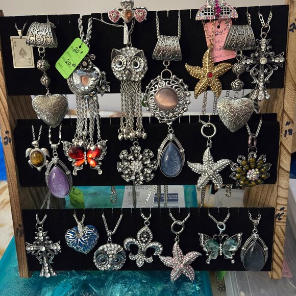 20" silver rope chains with Pendant Price is for each pendant - Picture 2 of 2